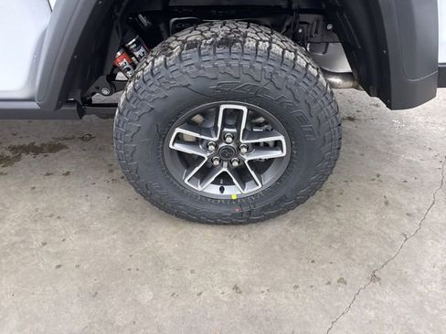 New 2026 Jeep Gladiator Mojave image 21