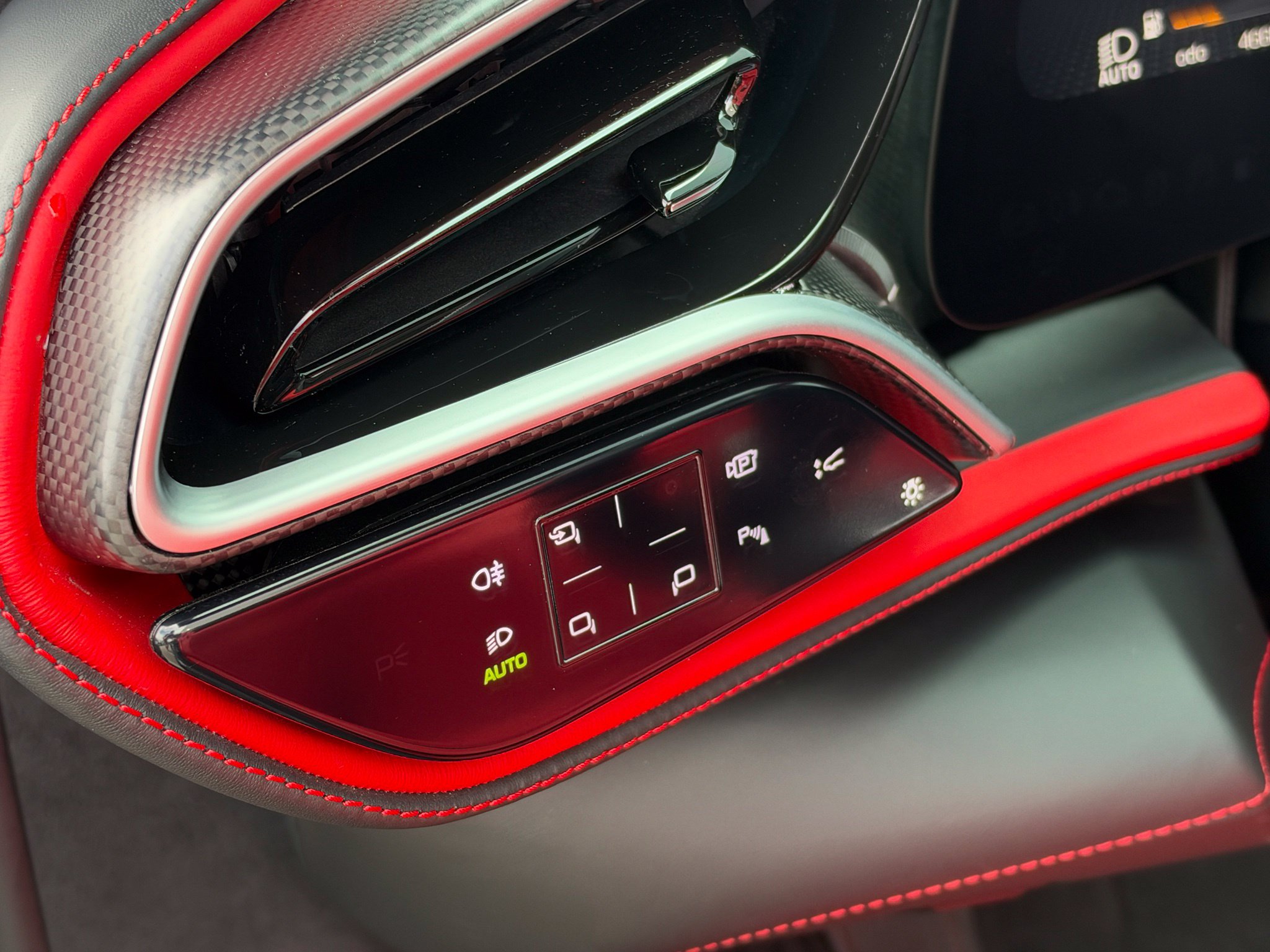 Used 2023 Ferrari 296 GTS RWD image 47