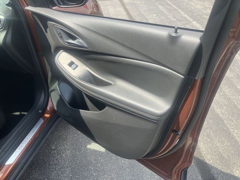 Used 2020 Buick Encore GX Select FWD image 10