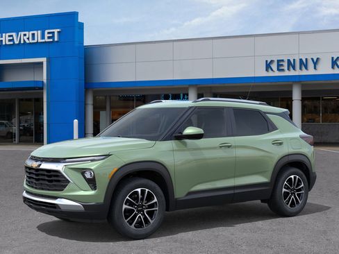 New 2026 Chevrolet TrailBlazer LT image 2