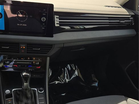 New 2026 Volkswagen Jetta SE FWD image 13