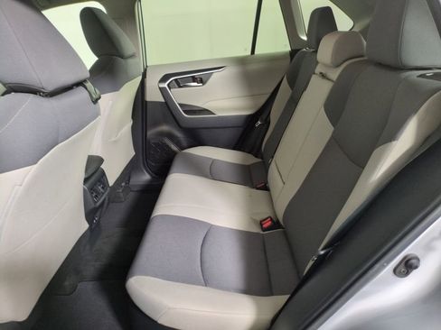 Used 2019 Toyota RAV4 XLE w/ Convenience Package AWD/4WD image 27