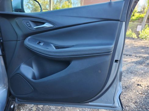 Used 2024 Buick Encore GX Sport Touring image 22