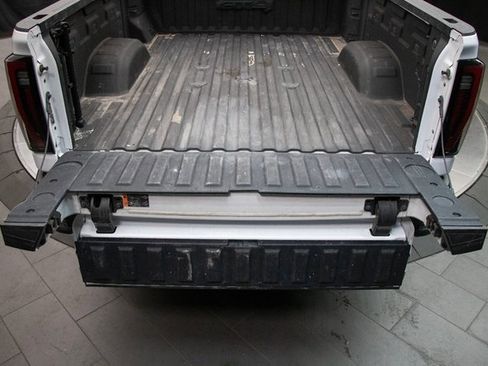 Used 2024 GMC Sierra 3500 AT4 w/ AT4 Premium Plus Package image 17