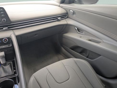New 2026 Hyundai Elantra SEL Sport Premium FWD image 18