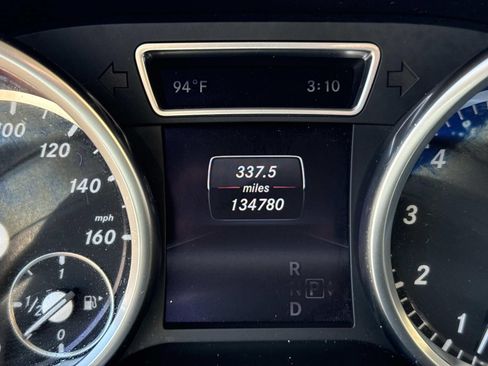 Used 2015 Mercedes-Benz ML 350 2WD image 27