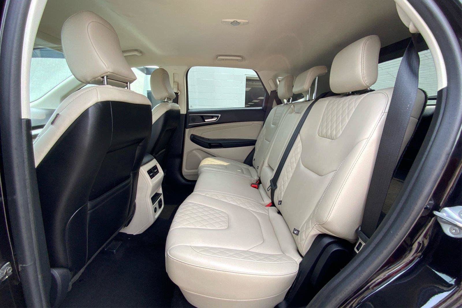 Used 2024 Ford Edge Titanium AWD/4WD image 11