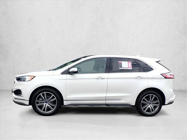 Used 2019 Ford Edge Titanium w/ Equipment Group 301A AWD/4WD image 2