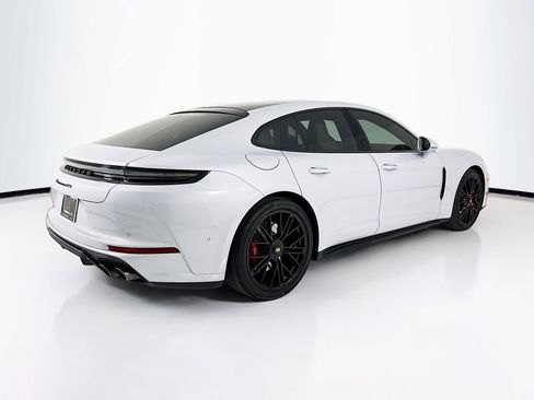 Certified 2025 Porsche Panamera GTS image 9