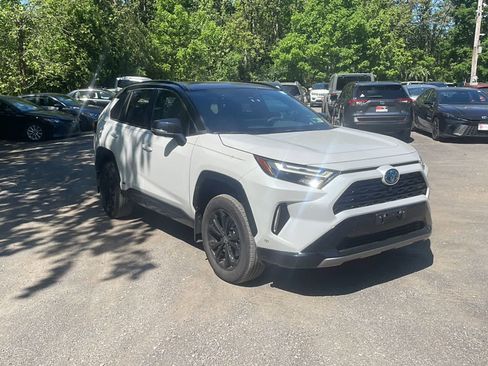 Used 2024 Toyota RAV4 XSE w/ Advanced Technology Package AWD/4WD image 12