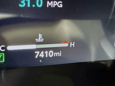 Used 2026 Toyota Highlander Platinum AWD/4WD image 4