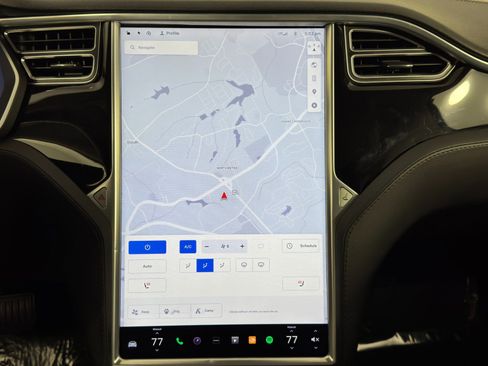 Used 2015 Tesla Model S 60 image 22