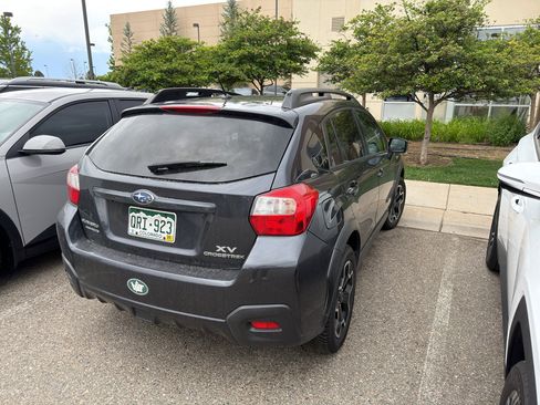 Used 2015 Subaru Crosstrek 2.0i Premium AWD/4WD image 4