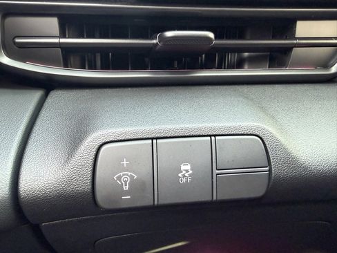 Certified 2025 Hyundai Elantra N image 28