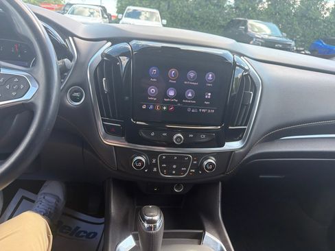 Used 2020 Chevrolet Traverse LT w/ LPO, Floor Liner Package AWD/4WD image 11