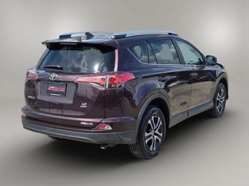 Used 2016 Toyota RAV4 LE AWD/4WD image 5