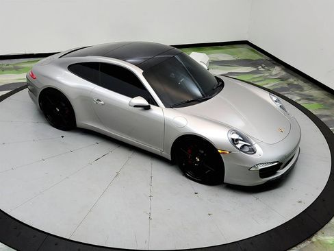 Used 2013 Porsche 911 GT3 RS image 31