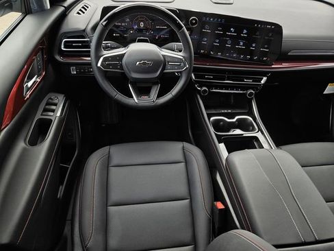 New 2026 Chevrolet Traverse Z71 w/ Enhanced Driving Package image 9