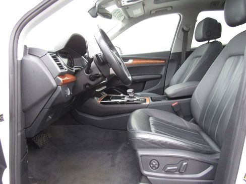 Used 2023 Audi Q5 2.0T Premium Plus image 11