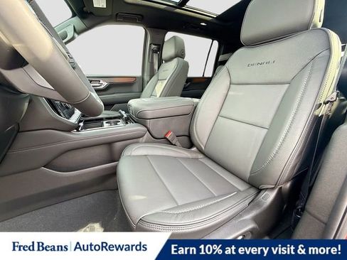 New 2025 GMC Yukon XL Denali w/ Sun & Power Step Package image 23