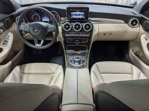 Used 2018 Mercedes-Benz C 300 Sedan image 6
