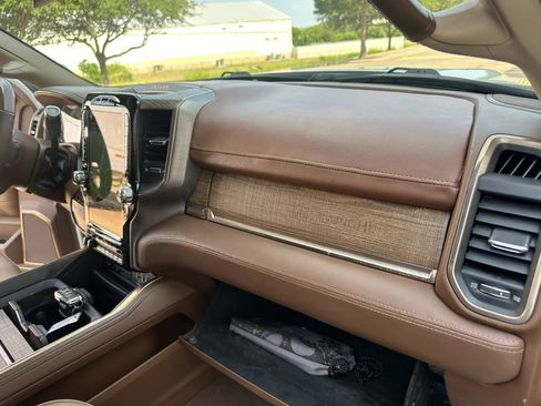 Used 2019 RAM 3500 Limited AWD/4WD image 32