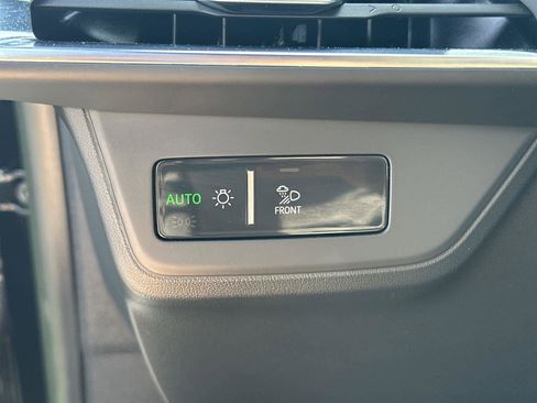 Used 2022 Audi e-tron GT Premium Plus image 29