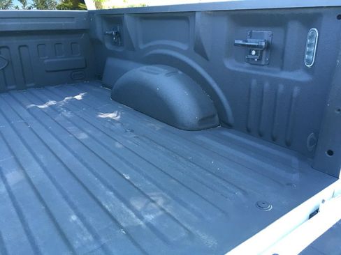 Used 2018 Ford F150 Lariat w/ Equipment Group 502A Luxury AWD/4WD image 37