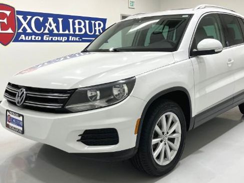 Used 2017 Volkswagen Tiguan Wolfsburg Edition image 9