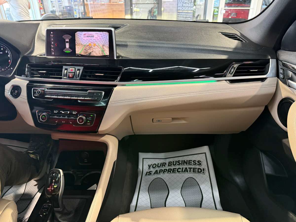 Used 2020 BMW X1 xDrive28i AWD/4WD image 18