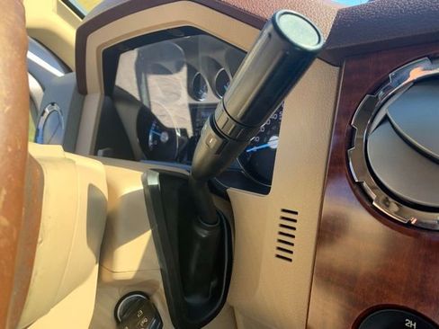 Used 2011 Ford F250 King Ranch w/ FX4 Off Road Pkg image 18