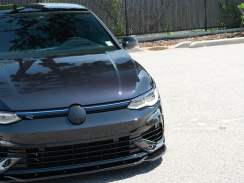 Used 2024 Volkswagen Golf R AWD/4WD image 6