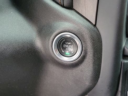 Used 2019 GMC Sierra 1500 AT4 w/ AT4 Premium Package image 28