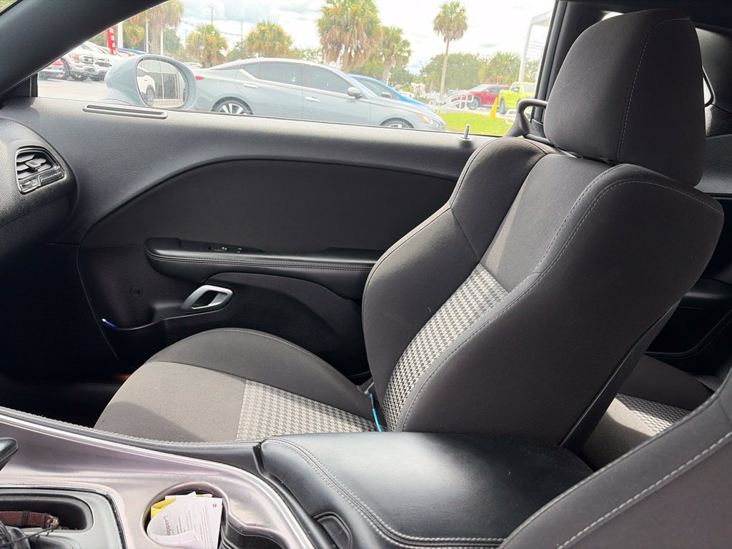 Used 2022 Dodge Challenger GT RWD image 12