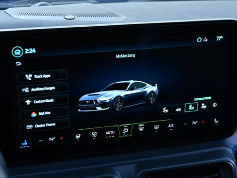 Used 2025 Ford Mustang Dark Horse image 16