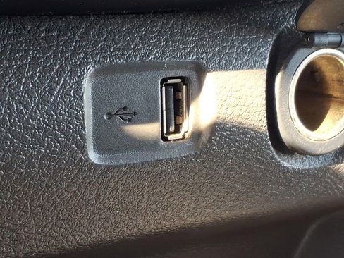 Used 2020 Ford Transit 350 XLT image 19