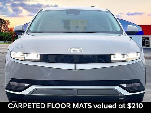 Certified 2024 Hyundai Ioniq 5 SE image 3