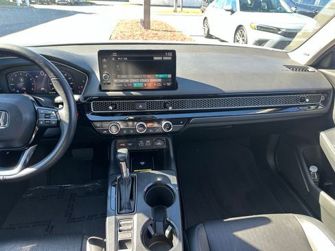 Used 2023 Honda Civic Touring image 22