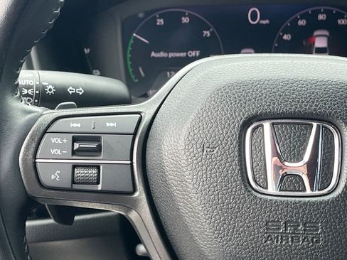 Used 2023 Honda Accord Sport image 19