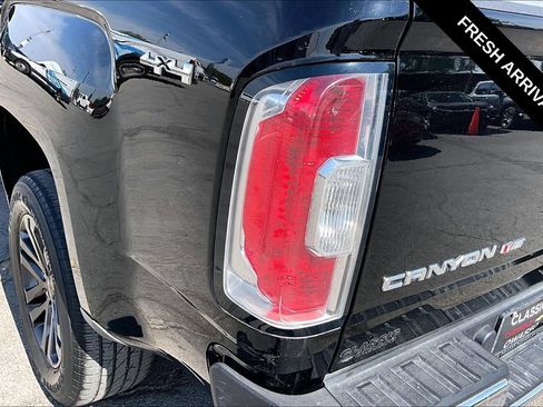 Used 2020 GMC Canyon SLE w/ Elevation Edition AWD/4WD image 23