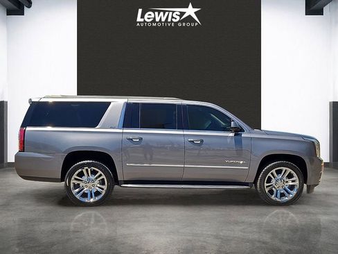 Used 2020 GMC Yukon XL SLT w/ Premium Edition RWD image 5