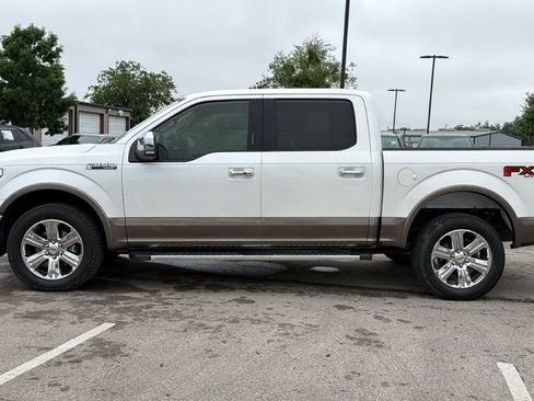 Used 2019 Ford F150 Lariat w/ Equipment Group 502A Luxury AWD/4WD image 10
