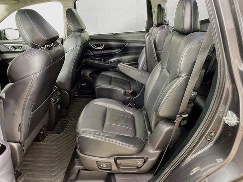 Used 2024 Subaru Ascent Limited w/ Technology Package AWD/4WD image 11