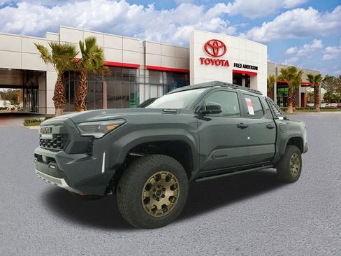 New 2026 Toyota Tacoma Trailhunter image 18
