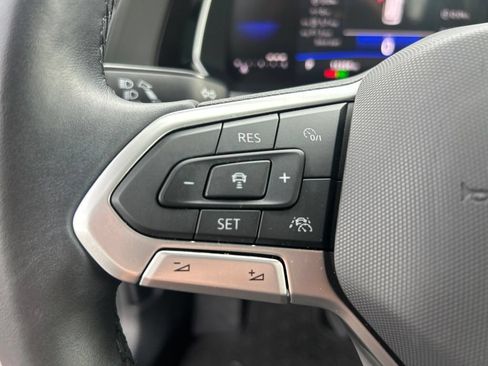 Used 2024 Volkswagen Jetta SE w/ Panoramic Sunroof Package FWD image 23