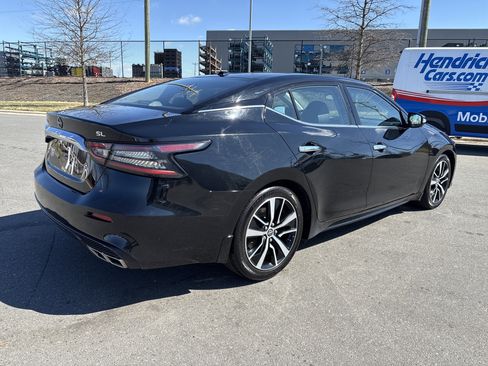 Used 2023 Nissan Maxima SL image 9