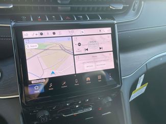 New 2025 Jeep Grand Cherokee Limited video 3