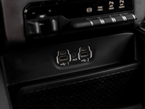 Used 2021 RAM 3500 Big Horn w/ Night Edition AWD/4WD image 32