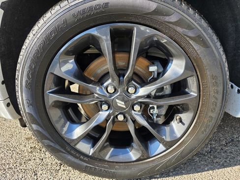 Certified 2022 Dodge Durango GT image 3