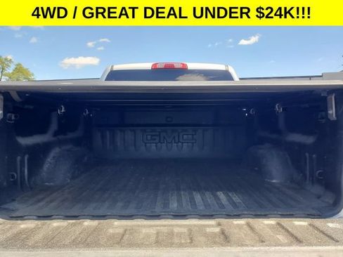Used 2018 GMC Sierra 1500 SLE w/ SLE Value Package AWD/4WD image 29